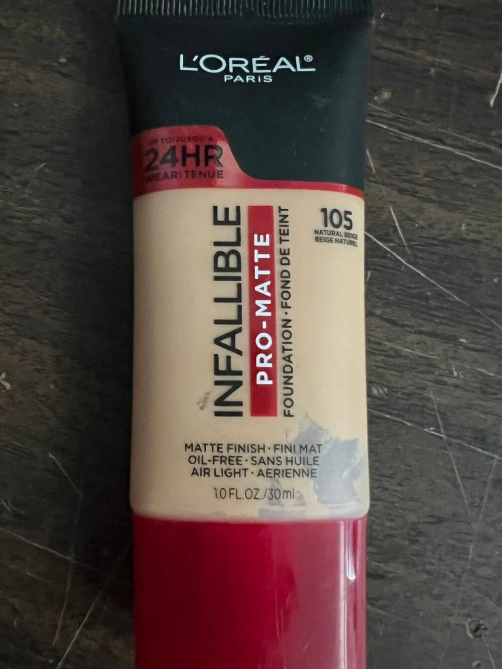 L'Oreal Paris Infallible Pro-Matte Liquid Foundation - 105 Natural Beige (1 oz)